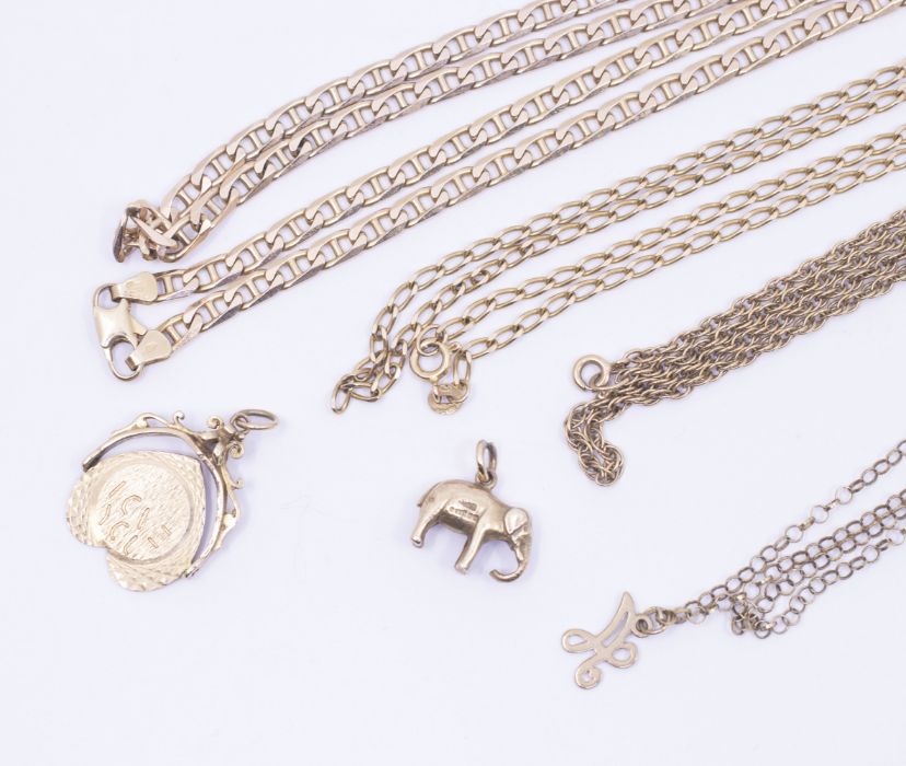 A collection of 9ct gold jewellery to include a fancy link chain, width approx 4mm, length approx