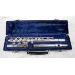 EX SCHOOL - An Artley flute with case