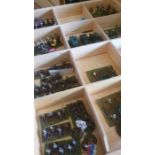 2 trays of WW1 figures and vehicles