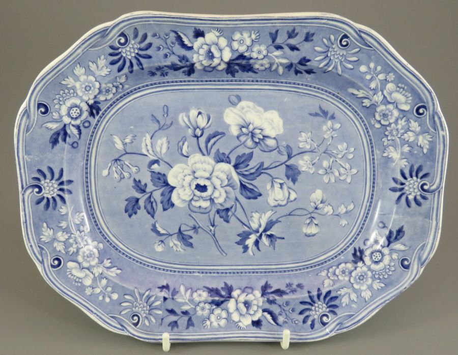 An early nineteenth century blue and white transfer-printed Spode Botanical series small platter, c.