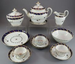 An eighteenth century hand-painted and gilded Worcester porcelain tea service, c. 1770. Comprising
