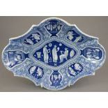 An early nineteenth century blue and white transfer-printed Spode Greek series dessert dish, c.