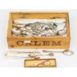 A collection of silver teaspoons, some souvenir spoons, in one bag, 13.8ozt