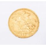 A Edward VII sovereign coin dated 1905 Further details good- minor wear and tear commensurate with