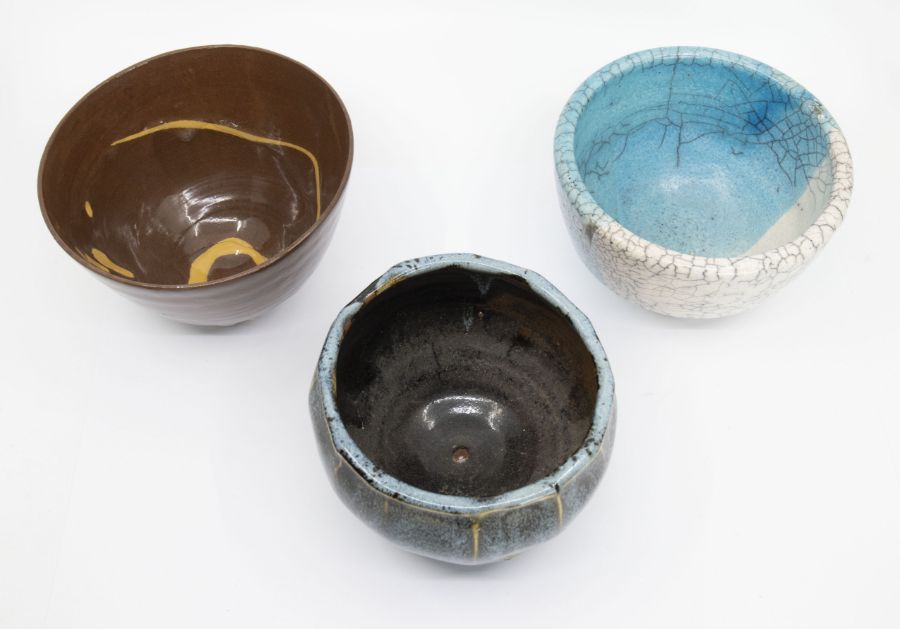 Studio pottery: 3 studio pottery bowls comprising blue and white raku bowl, diameter approx 15cm, - Image 2 of 3
