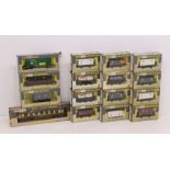 Wrenn: A collection of sixteen boxed Wrenn Railways, OO Gauge rolling stock to comprise: W5091,