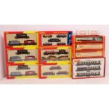 Hornby: A collection of boxed Hornby, OO Gauge rolling stock wagons, and coaches to comprise: R6290,