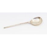 A George II silver slip end spoon, hallmarked by Ebenezer Coker, London, circa 1746, approx 1.46 ozt