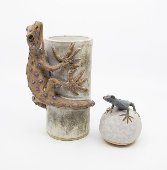 Studio pottery; a vase with lizard and a sculpture of a lizard on a rock (potters monogram)