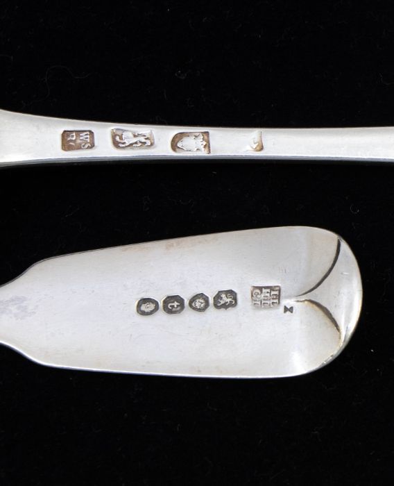 A collection of 18th & 19th Century silver flatware Old English and Fiddle pattern to include: - Image 2 of 2