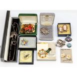 A collection of silver jewellery to include a peridot and possibly iolite pendant and chain,