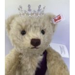 Steiff Queen Elizabeth   690020 28cm Teddy bear with metal crown  white tag with a steiff box.(1)