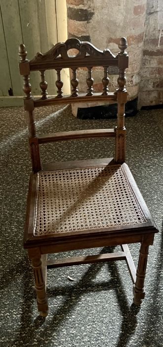 A variety of Victorian and Edwardian chairs. ***Offsite Location*** - Image 3 of 4