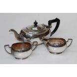 Elkington silver plated tea set comprising milk jug, sugar bowl and teapot