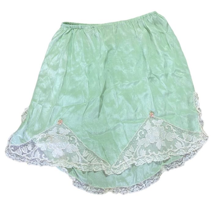 A group of lingerie to include a 1920s silk petticoat in green silk, a white cotton petticoat, white - Image 5 of 5