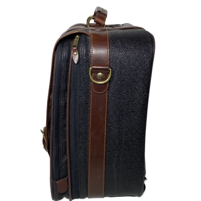 A mulberry travel case on wheels. scotch grain leather in (black or blue black), with brown straps - Image 2 of 5