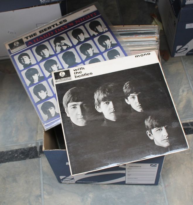 BEATLES Collection of LP Records and solo including Paul McCartney, John Lennon and Yoko Ono, Wings. - Bild 2 aus 4