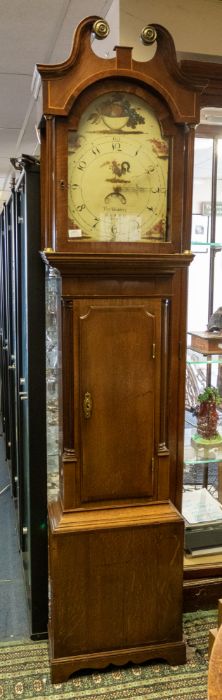 Thomas Mawkes of Derby 18th Century long case clock, 30hr with date dial, Arabic numerals, arched