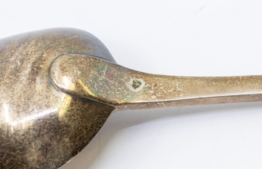 A George III bright-cut engraved serving spoon, hallmarked by Hester Bateman, London, 1785, approx - Image 3 of 4