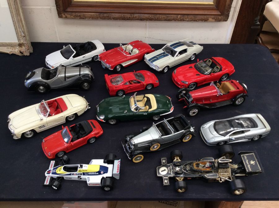 Collection of Burago model cars, some boxed Corgi and Mamod steam roller - Bild 3 aus 3