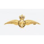 A 9ct gold and enamel RAF brooch, ;length approx 40mm, weight approx 3gms  Further details: good-