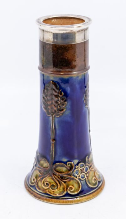 Doulton stoneware glazed pottery, tall spill vase with London silver-rimmed top, c.1900, Art Nouveau - Bild 2 aus 4