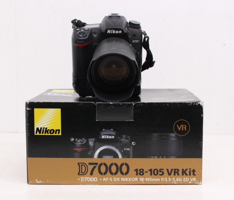 Nikon: A Nikon D7000 SLR camera body, 6284813, untested for working order, visually appears in - Image 2 of 3