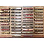 Hornby: A collection of thirty-eight assorted unboxed Hornby Dublo OO Gauge coaches. Varying