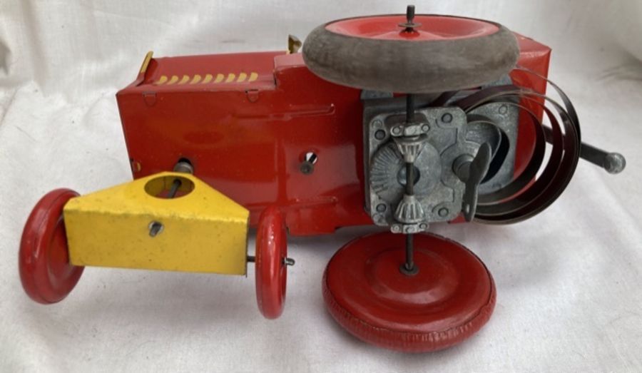 Tinplate: A vintage clockwork tinplate ‘Crazy Jeep’ x 2, made in England by Lawley Toys, one is - Image 4 of 5