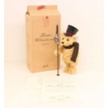 Steiff: A boxed Steiff bear: Teddy Bear Christmas Caroller, Limited Edition 78 of 2000. Serial No.