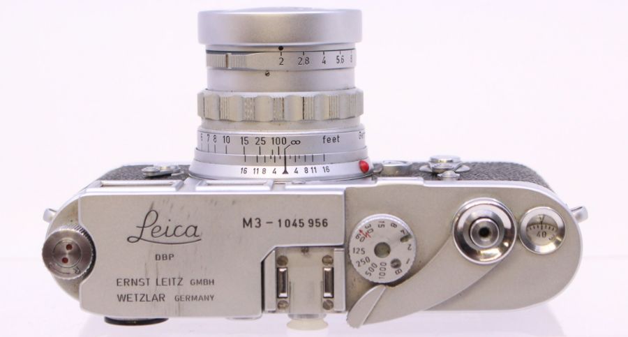 Leica: A Leica M3 camera body, 1045956, 1961, generally in good order, shutter appears to be in a - Image 3 of 6