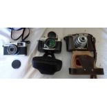 Job lot of vintage cameras to include an Olympus trip 35mm camera with lens cap, A Konica C35