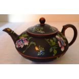 A Wedgwood hand decorated with flowers teapot Impressed back stamped C1820, stands 12cm high to