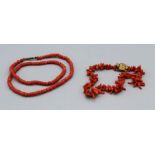 A coral necklace and bracelet 26.8gm approx gross weight