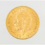 An George V gold sovereign, dated 1931SA, 8 grams
