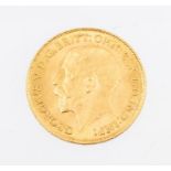 An George V gold half sovereign, dated 1914, 4 grams