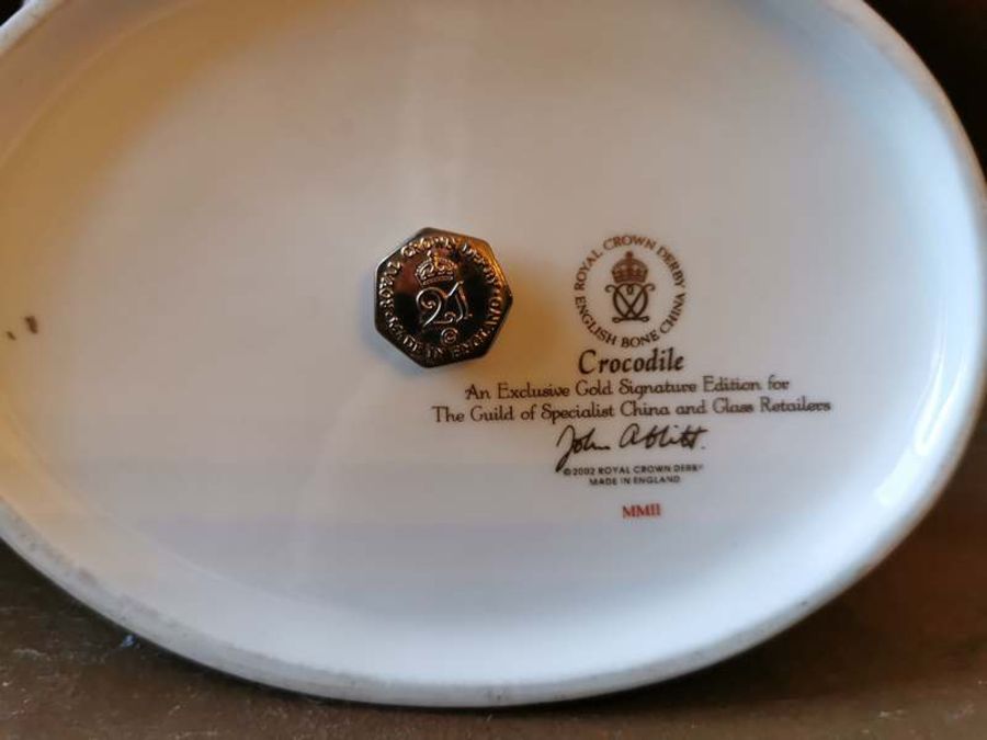 A Royal Crown Derby paperweight Crocodile, An exclusive gold signature edition for the guild of - Image 3 of 3