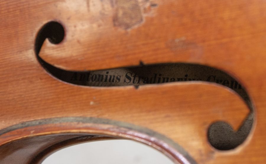 A Violin with facsimile Stradivarius label, the two-piece back of medium curl descending from the - Bild 6 aus 7