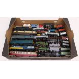 Model Railway: A collection of assorted unboxed OO Gauge locomotives and rolling stock to include: