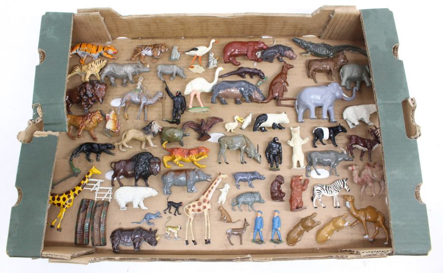 Britains: A collection of assorted loose lead figures, mostly Britains to include various wild