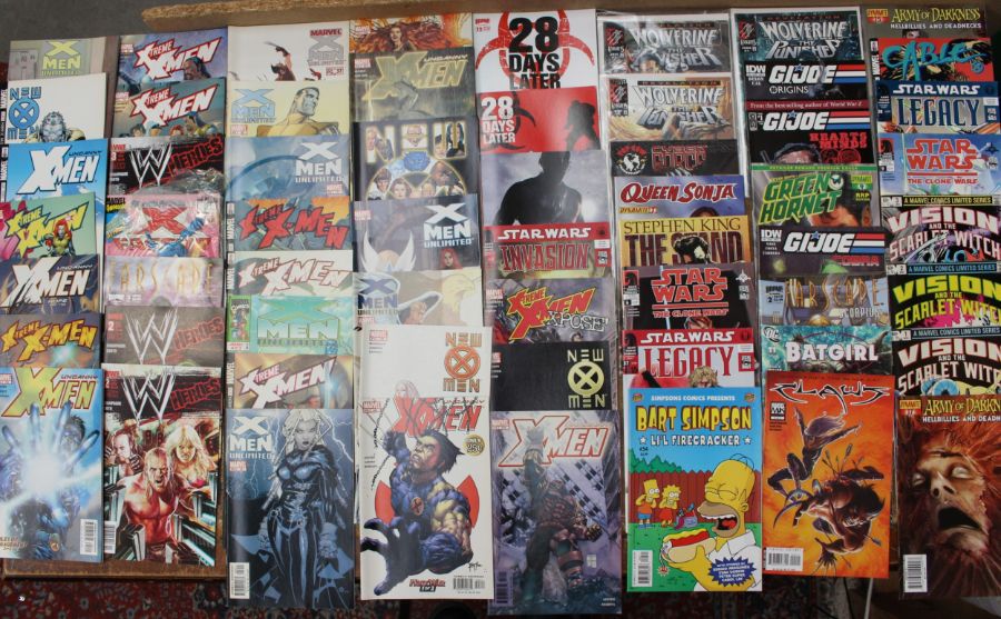 Comics: A collection of assorted English and American comics, DC and Marvel, of varying age and - Bild 4 aus 6