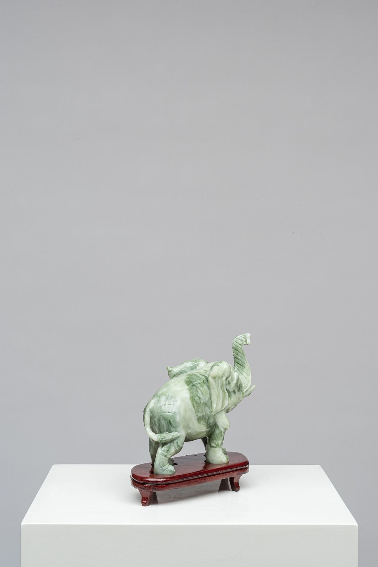 SMALL ELEPHANT ON STAND - Image 6 of 6