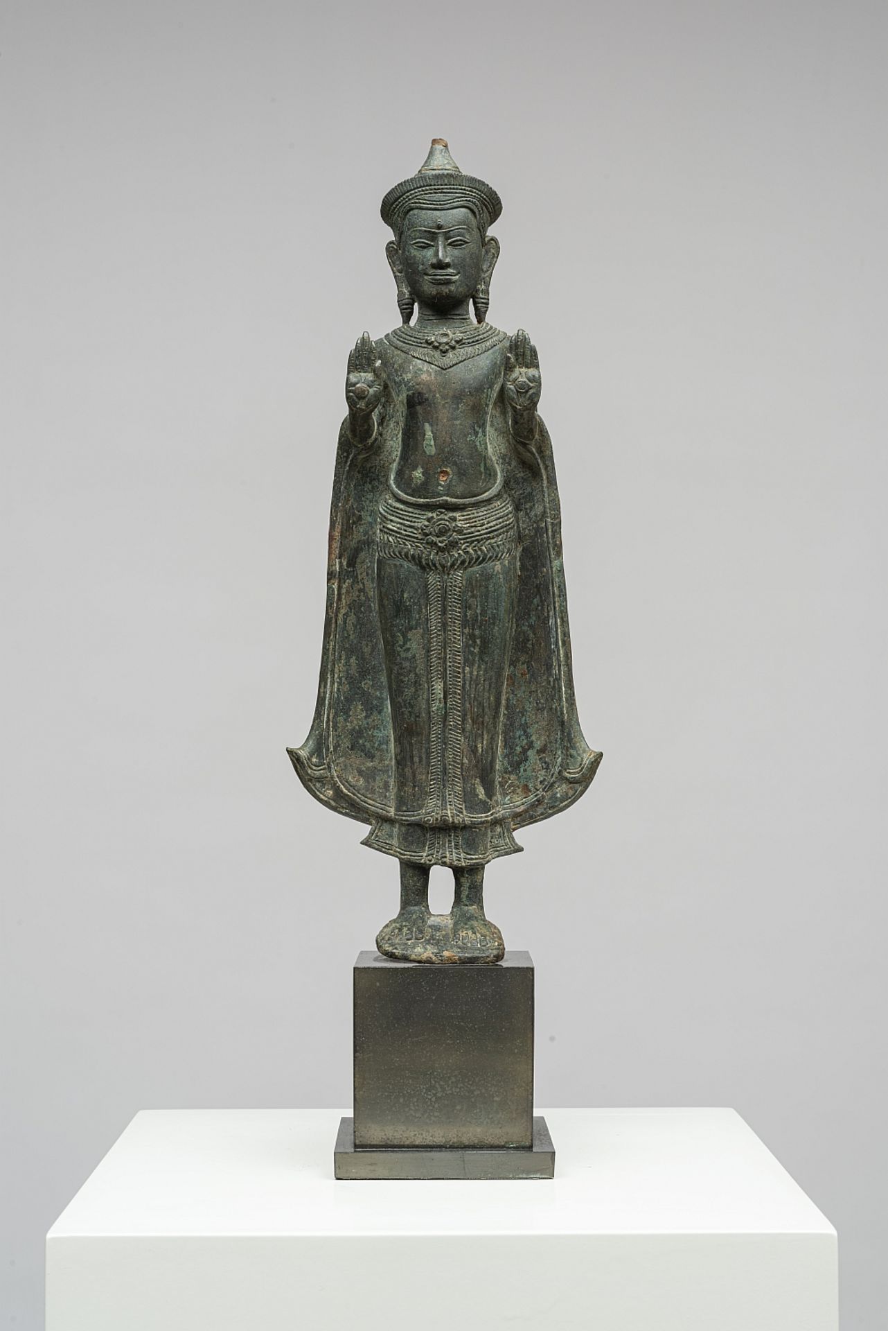 STANDING BUDDHA