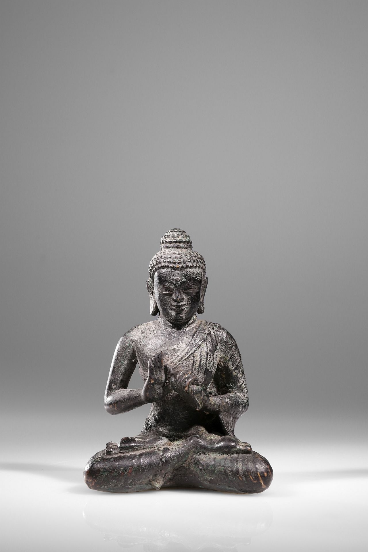 BUDDHA SHOWING THE DHARMACHAKRA MUDRA