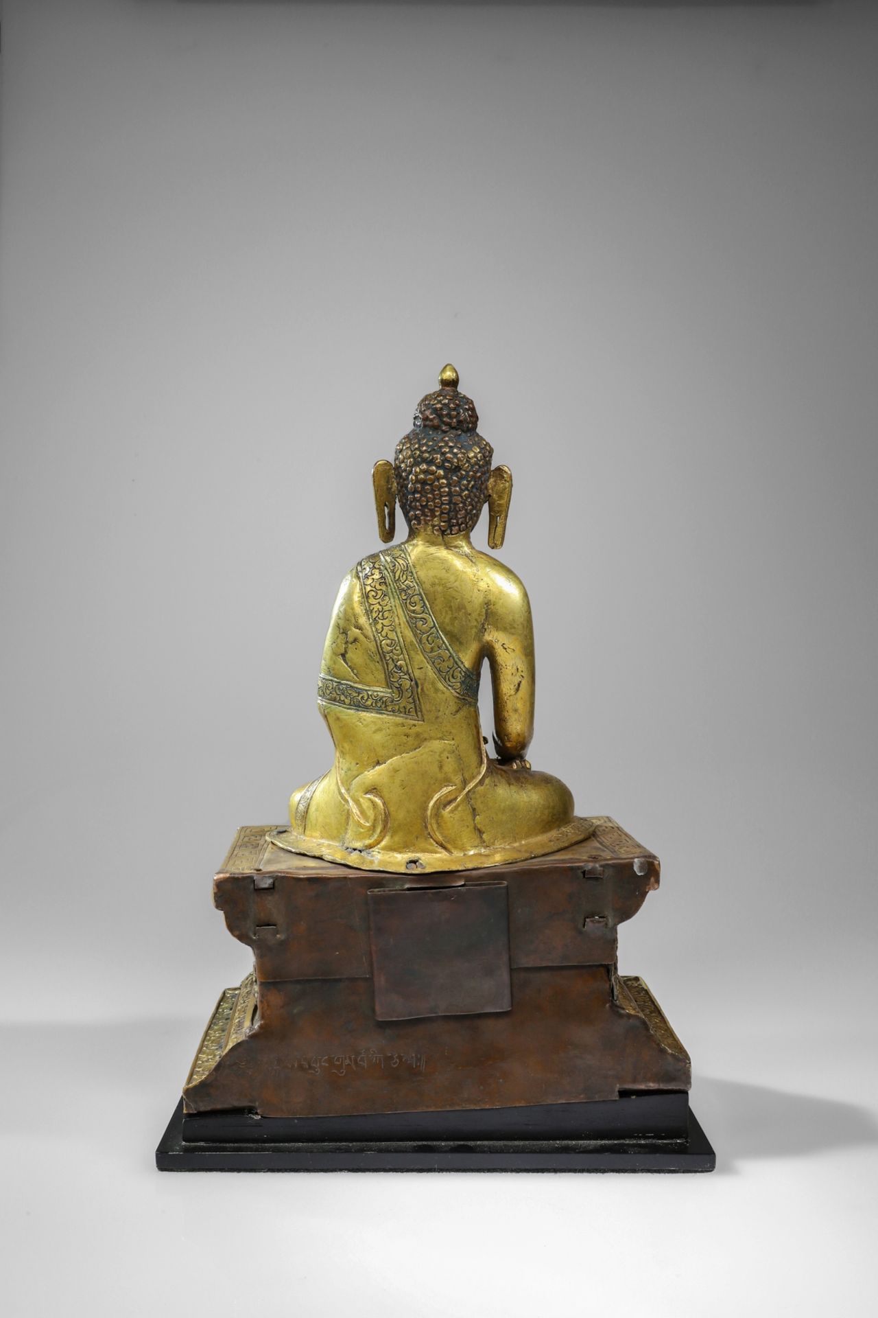 LARGE BUDDHA ON THRONE - Image 4 of 6