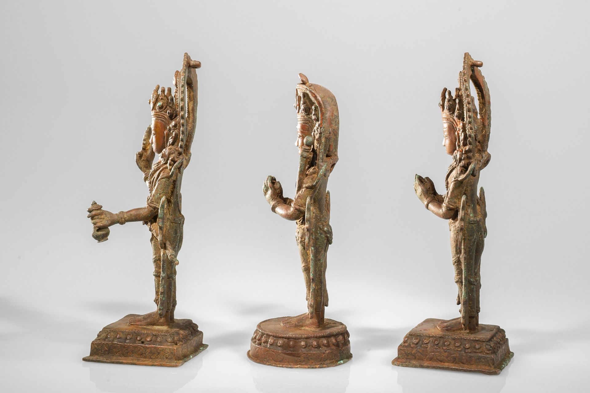 GROUP OF 3 SHIVAITE SCULPTURES - Image 6 of 8