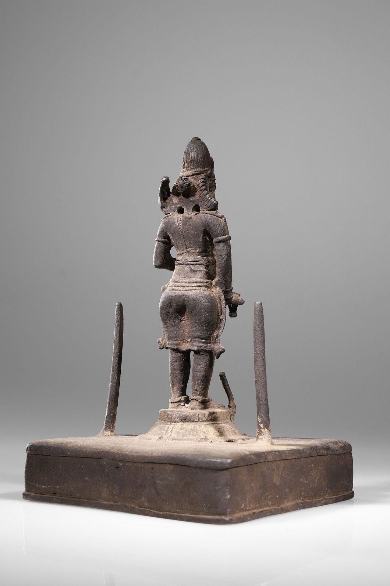 STANDING RAMA ON SQUARE BASE - Image 4 of 8