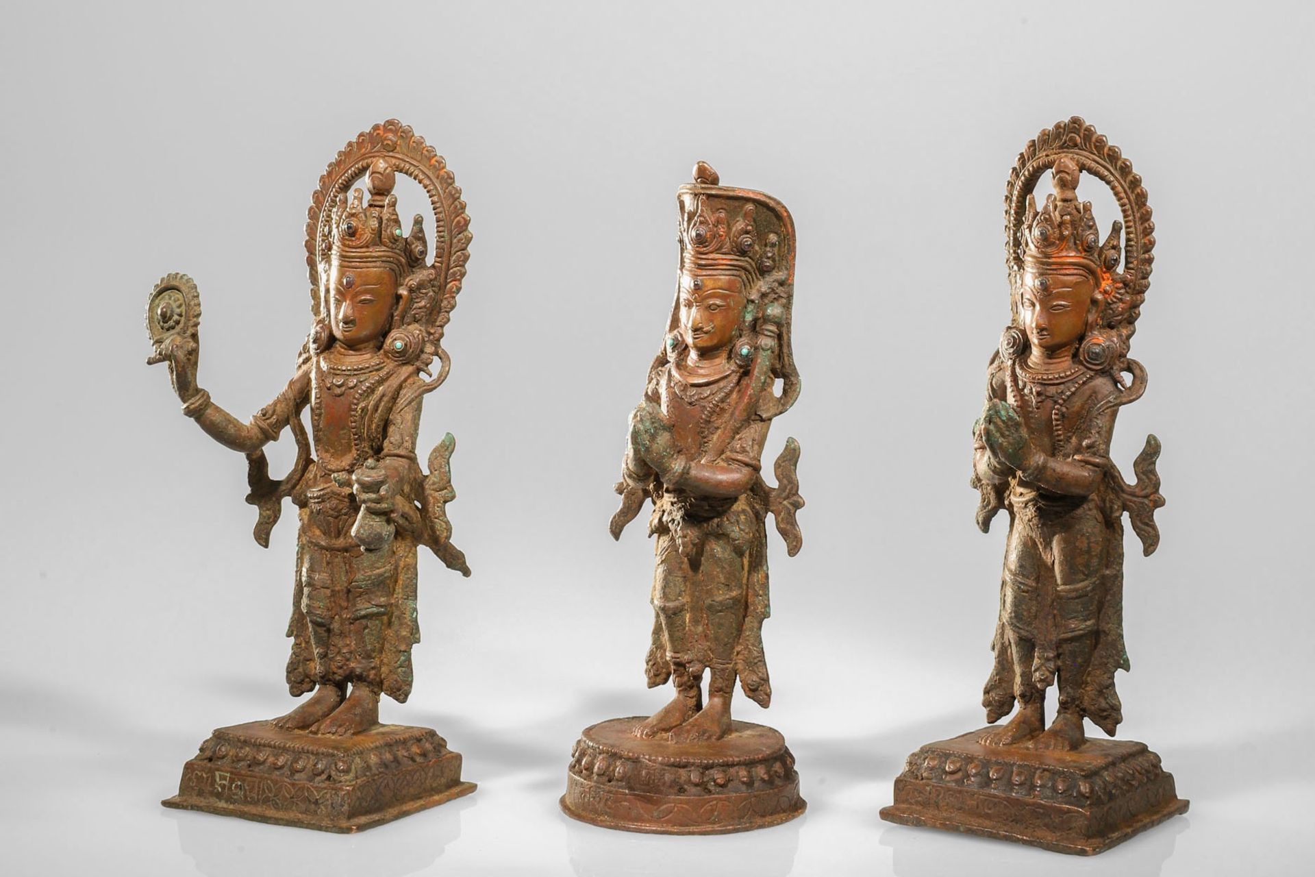 GROUP OF 3 SHIVAITE SCULPTURES - Image 7 of 8