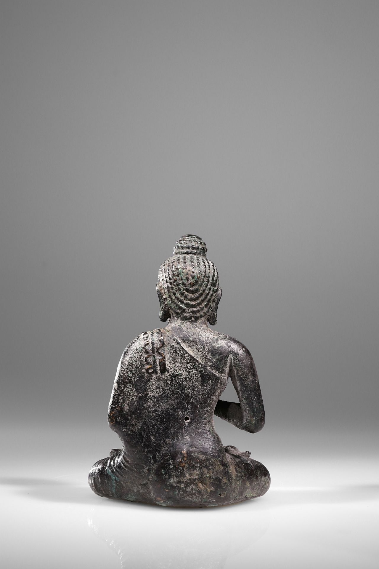 BUDDHA SHOWING THE DHARMACHAKRA MUDRA - Image 4 of 7