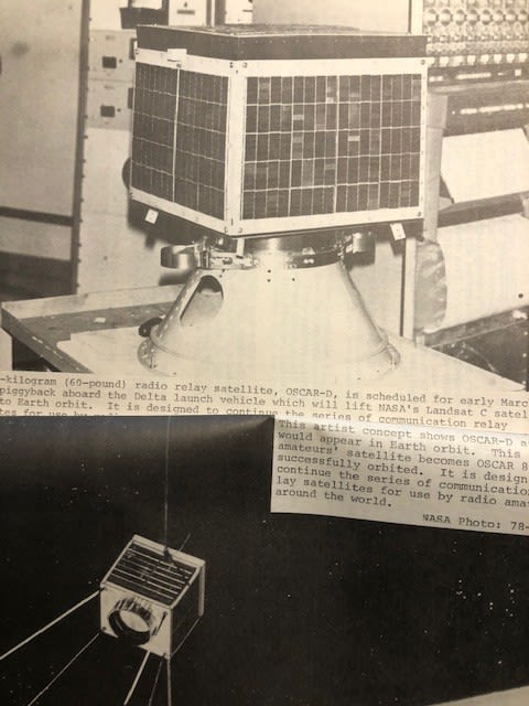 Landsat Data Users Handbook, published by NASA 1976 Approx 22x25x4cm